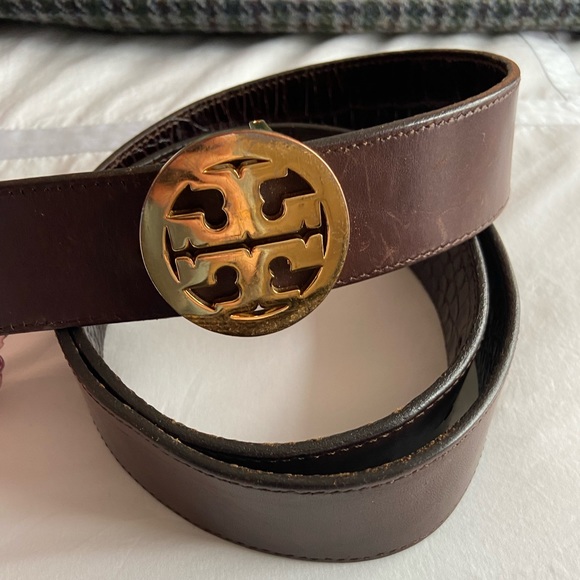 Tory Burch Accessories - Tory Burch Reversible leather belt